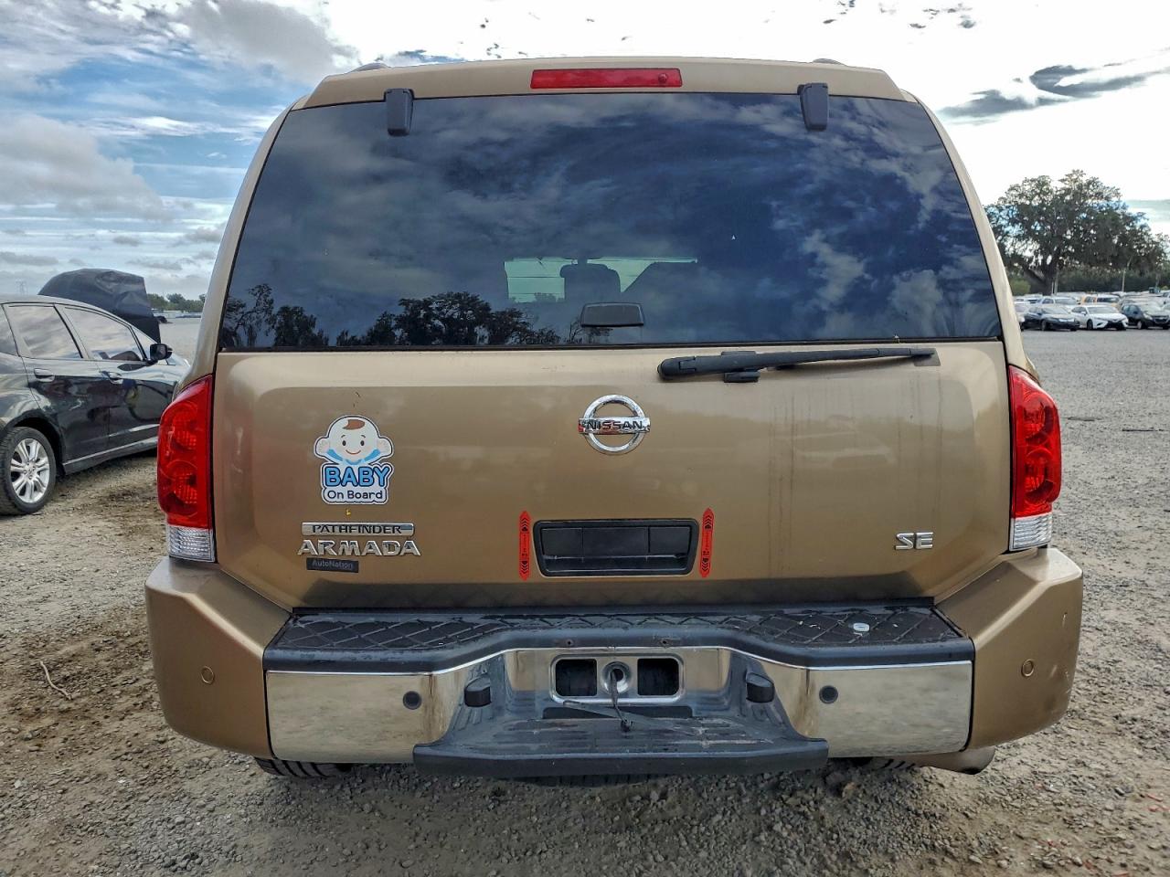 Nissan Armada Se Image 11