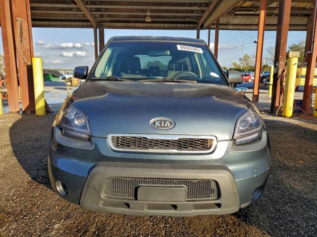 Kia Soul + Image 3