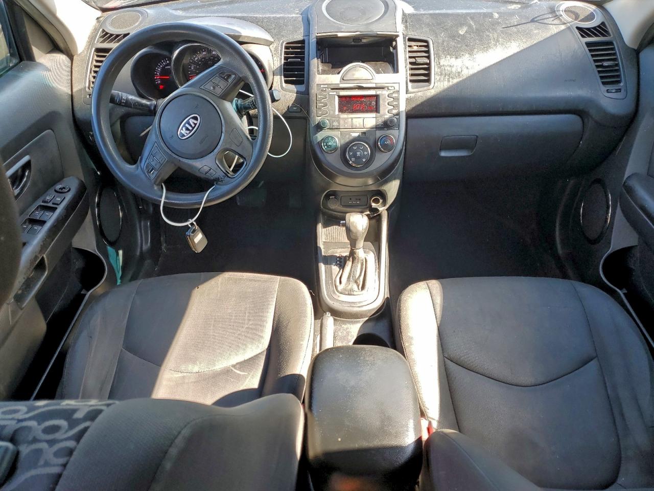 Kia Soul + Image 11
