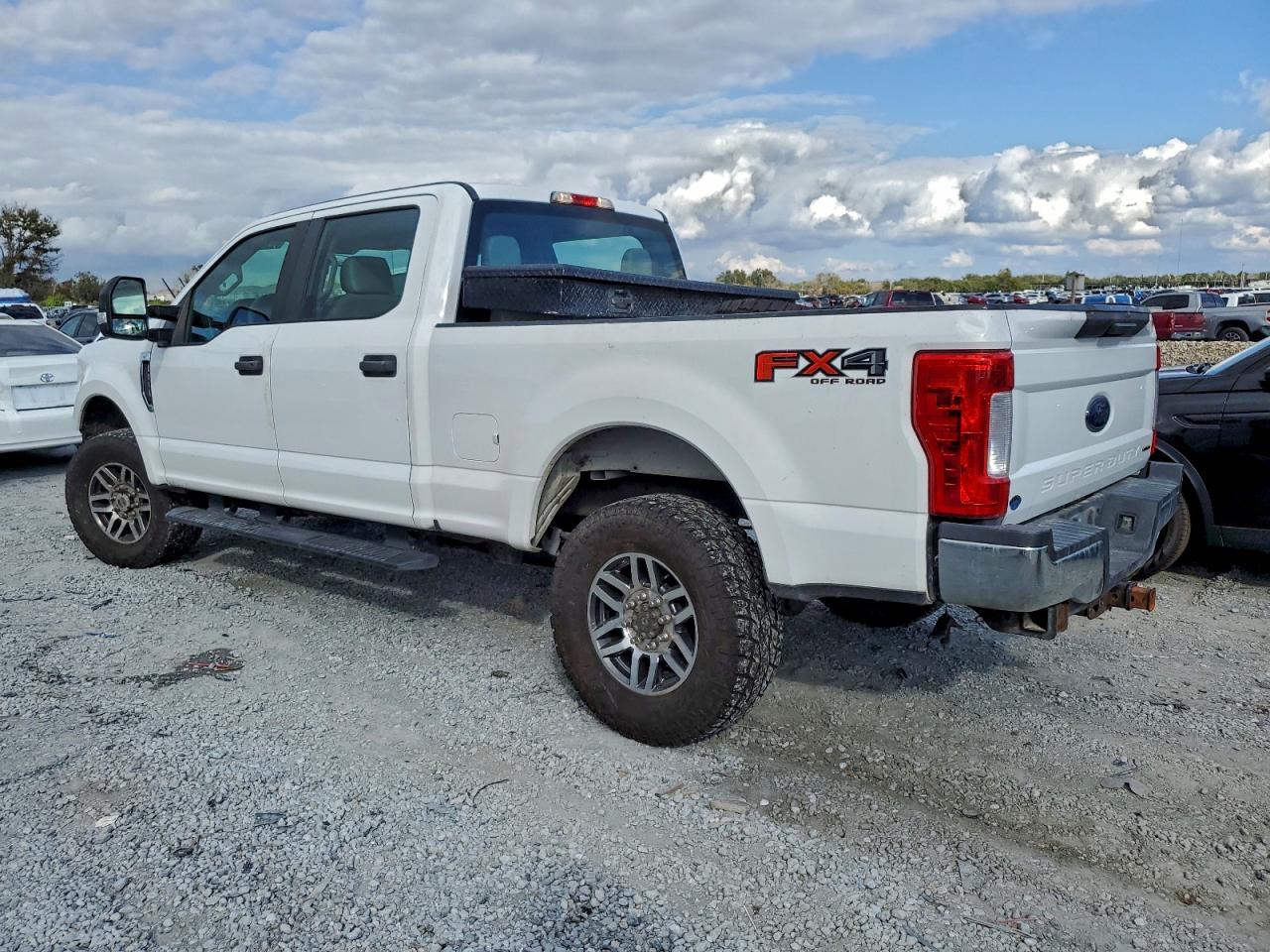 Ford F-250 Super Duty Image 7