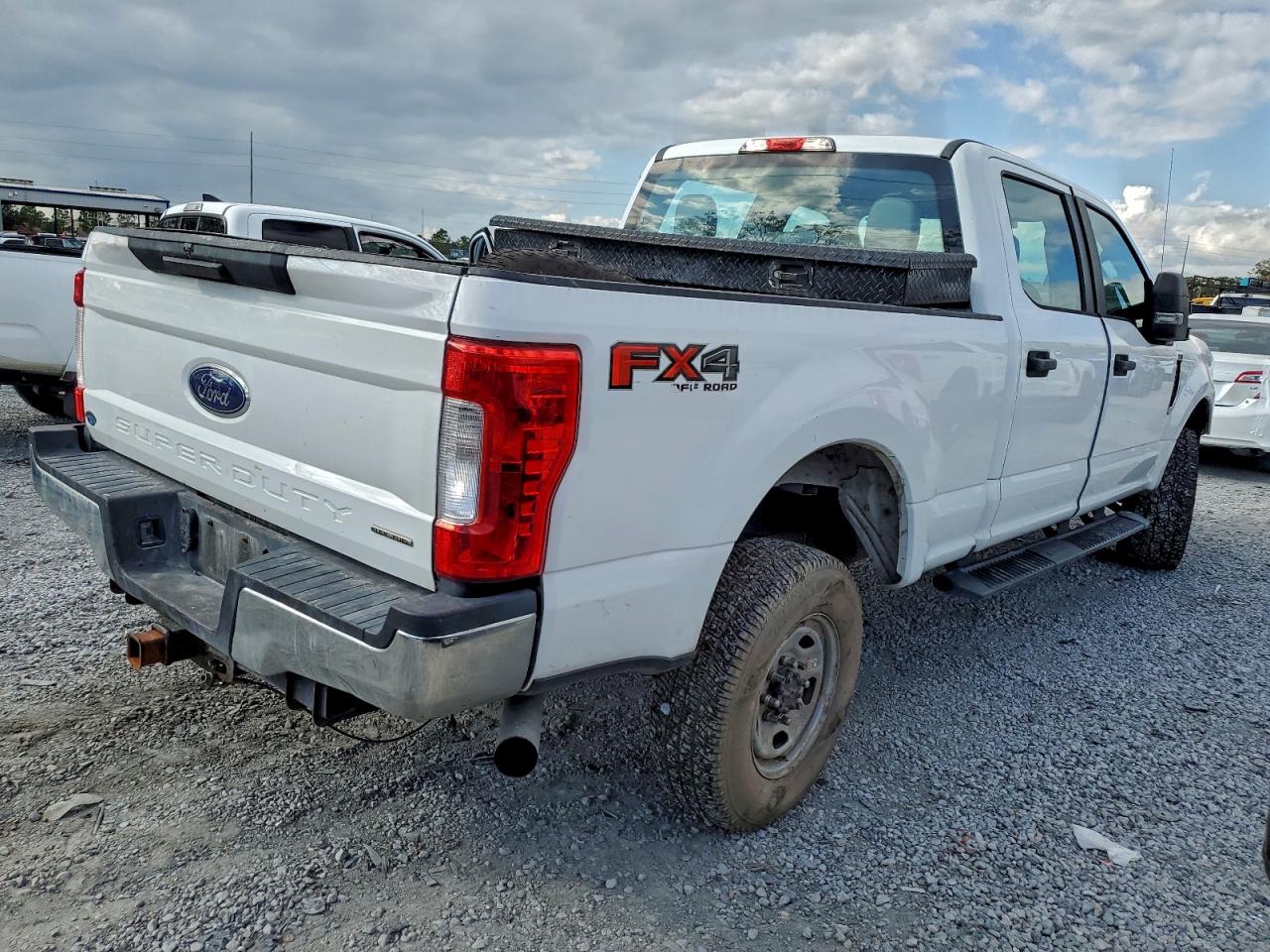 Ford F-250 Super Duty Image 3