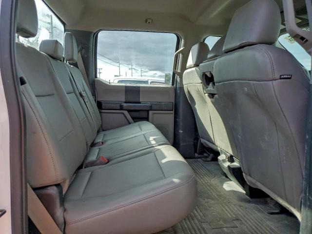 Ford F-250 Super Duty Image 2