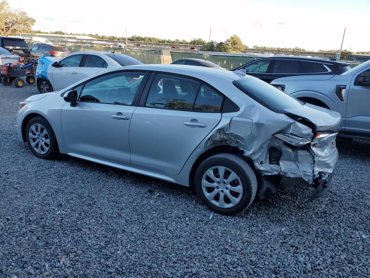 Toyota Corolla Le Image 2