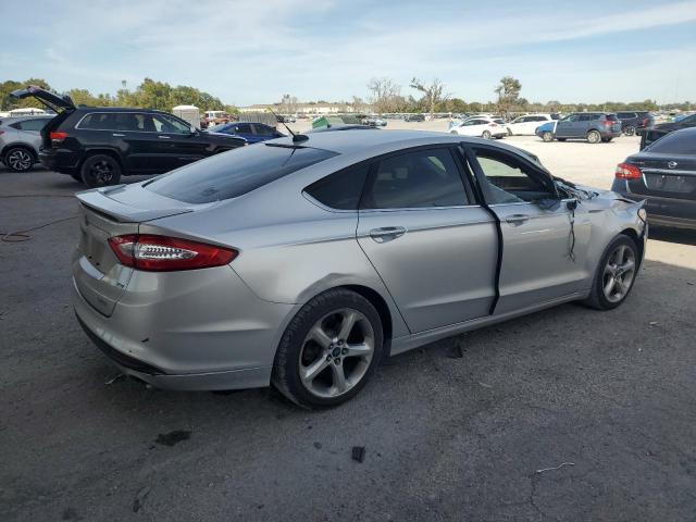 Ford Fusion Se Image 2