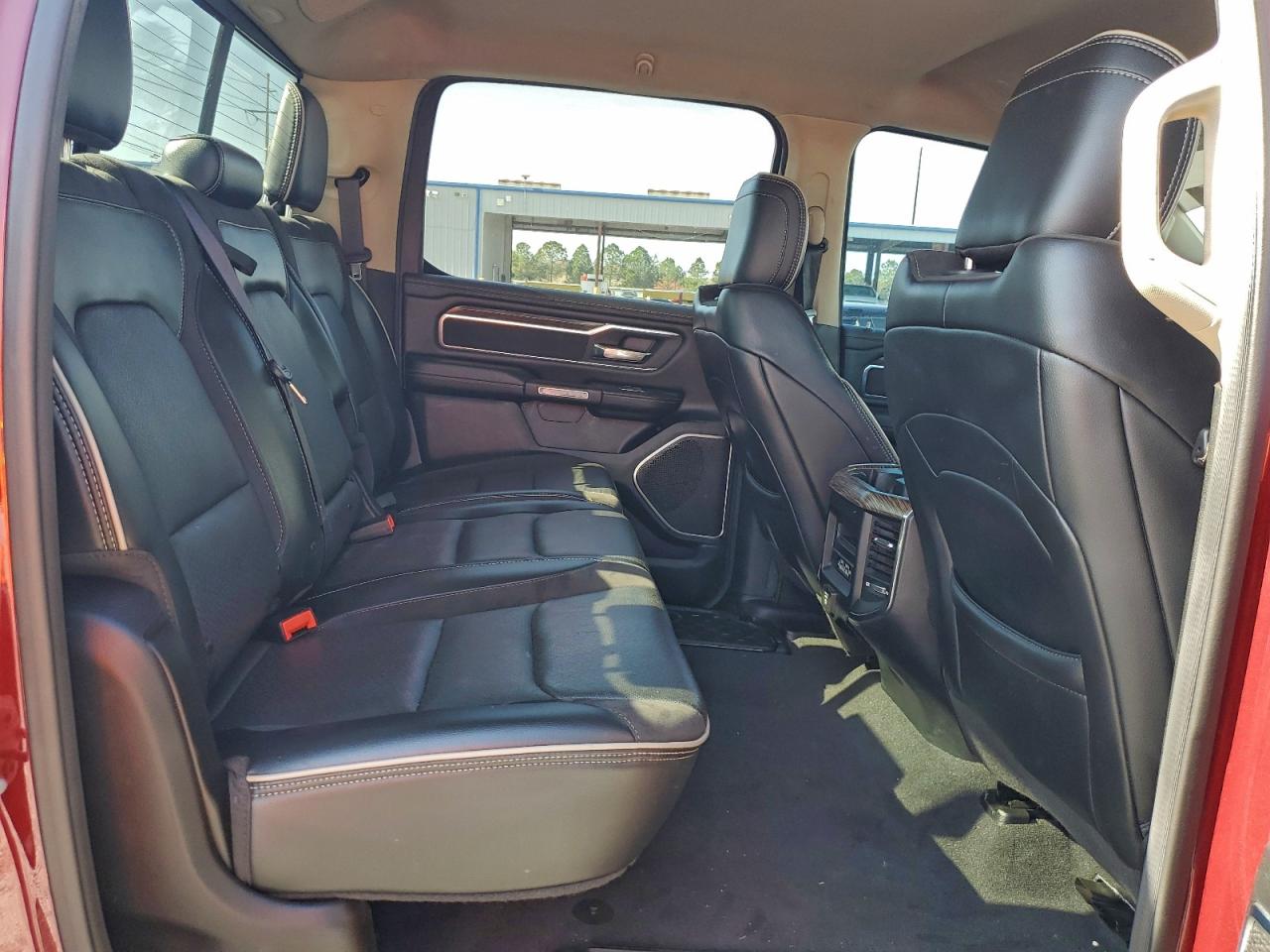 Ram 1500 Laramie Image 6