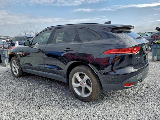Jaguar F-PACE Premium Image 9