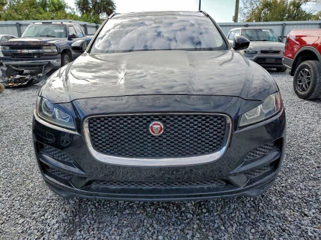 Jaguar F-PACE Premium Image 8