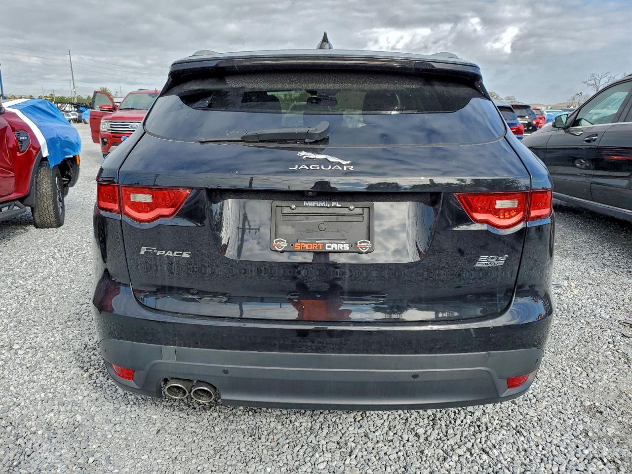 Jaguar F-PACE Premium Image 5