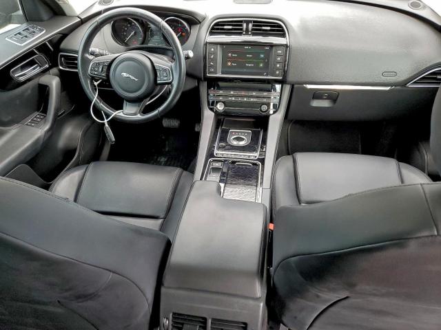 Jaguar F-PACE Premium Image 2