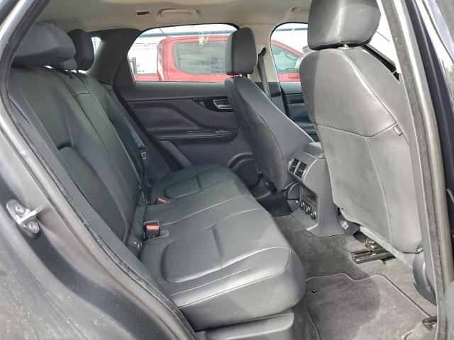 Jaguar F-PACE Premium Image 10
