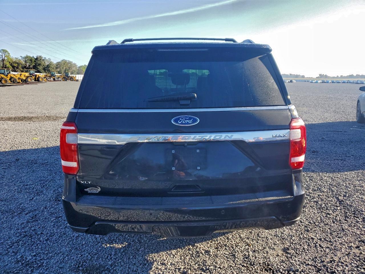 Ford Expedition Max Xlt Image 6