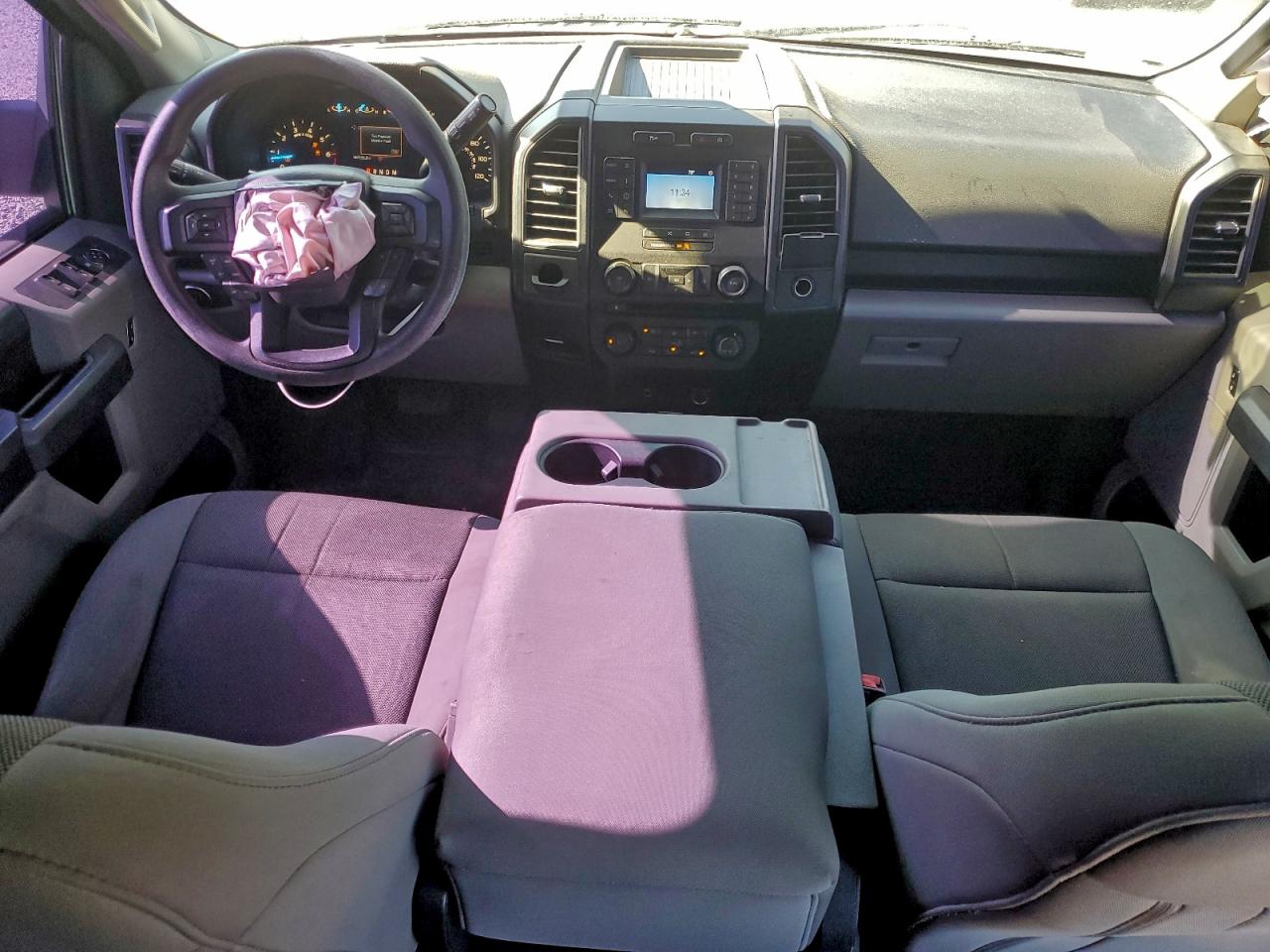 Ford F-150 Supercrew Image 3