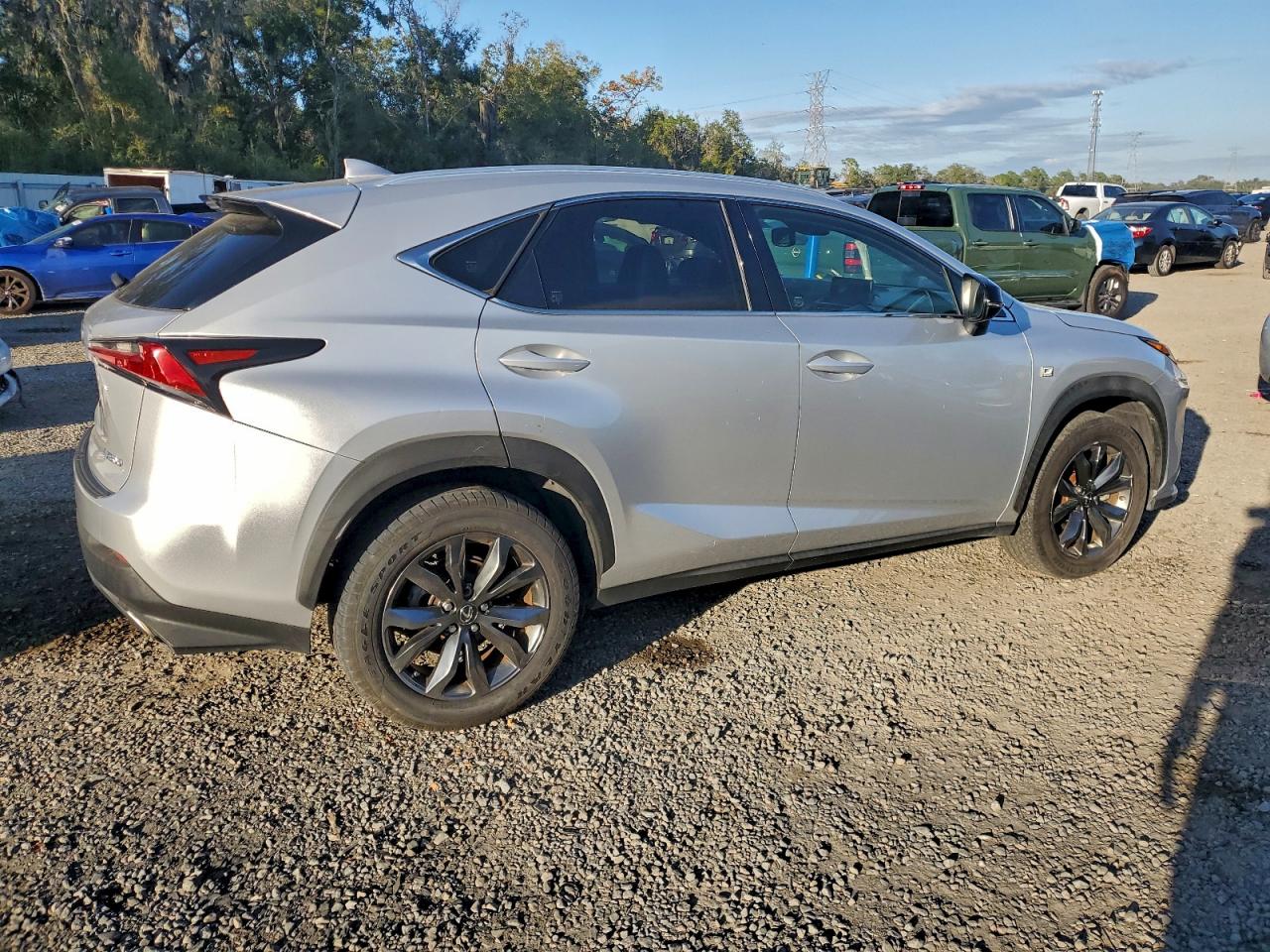 Lexus NX 300 Base Image 8