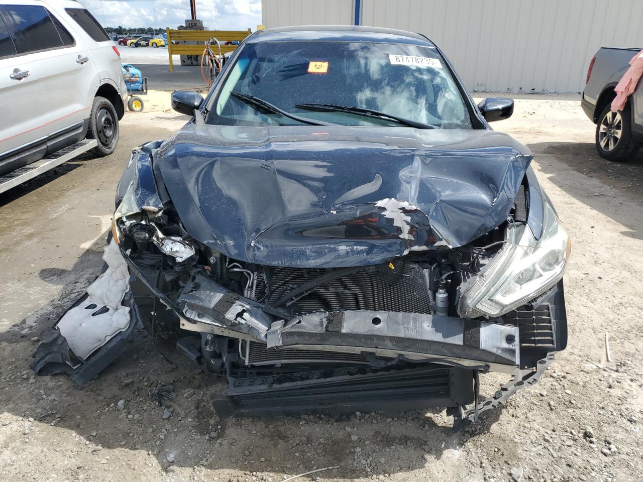 Nissan Altima 2.5 Image 6