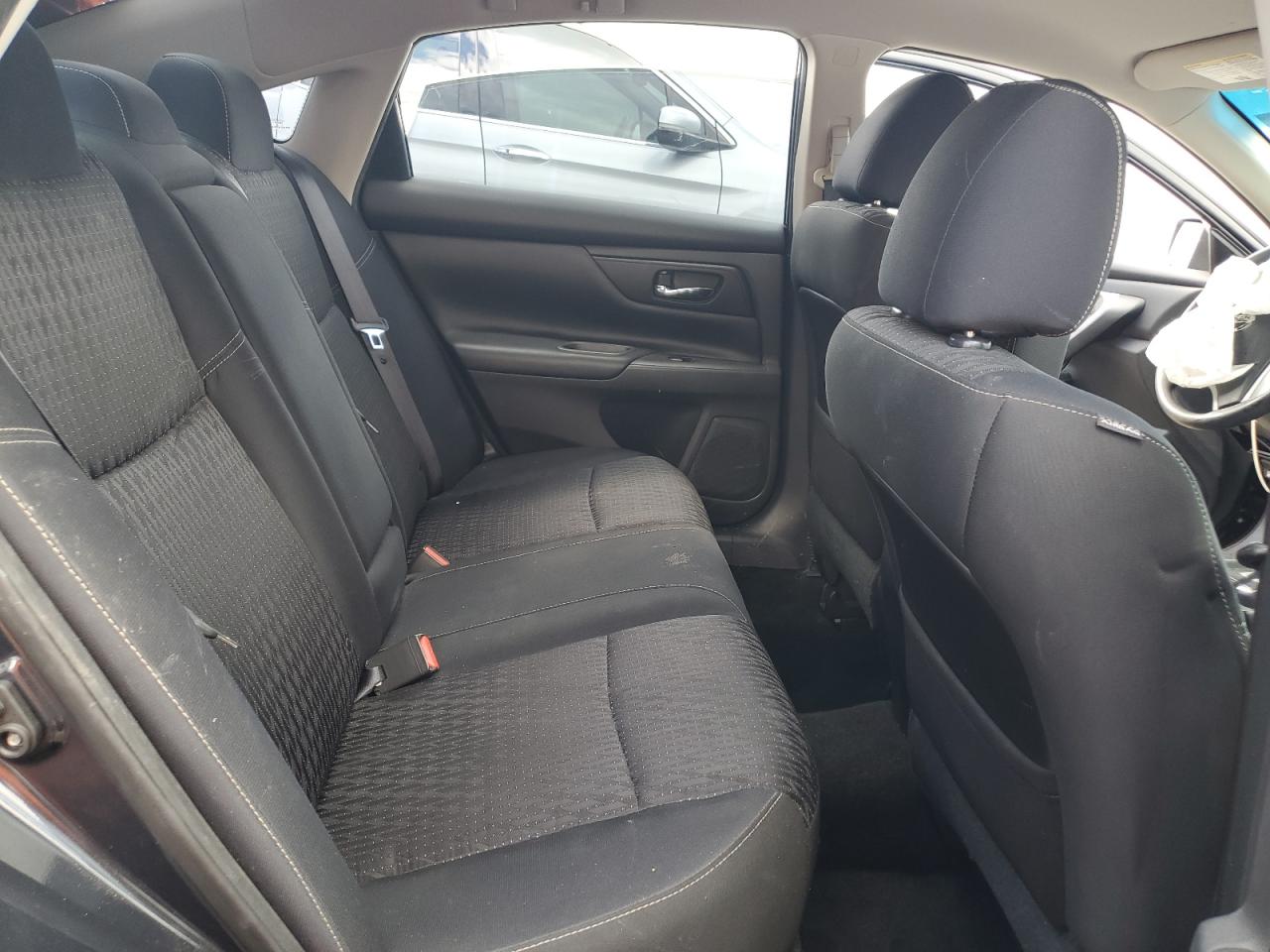 Nissan Altima 2.5 Image 8