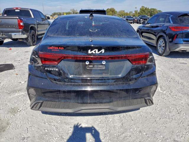 Kia Forte Lx Image 9