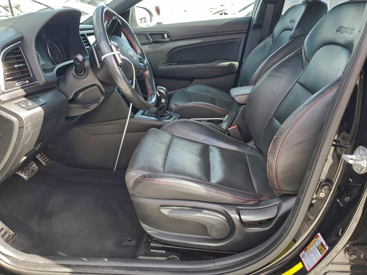 Hyundai ELANTRA Sport Image 7