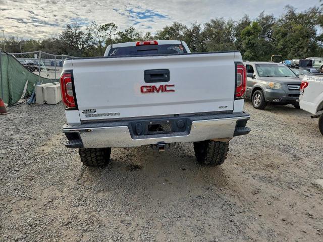 GMC Sierra K1500 Slt Image 7