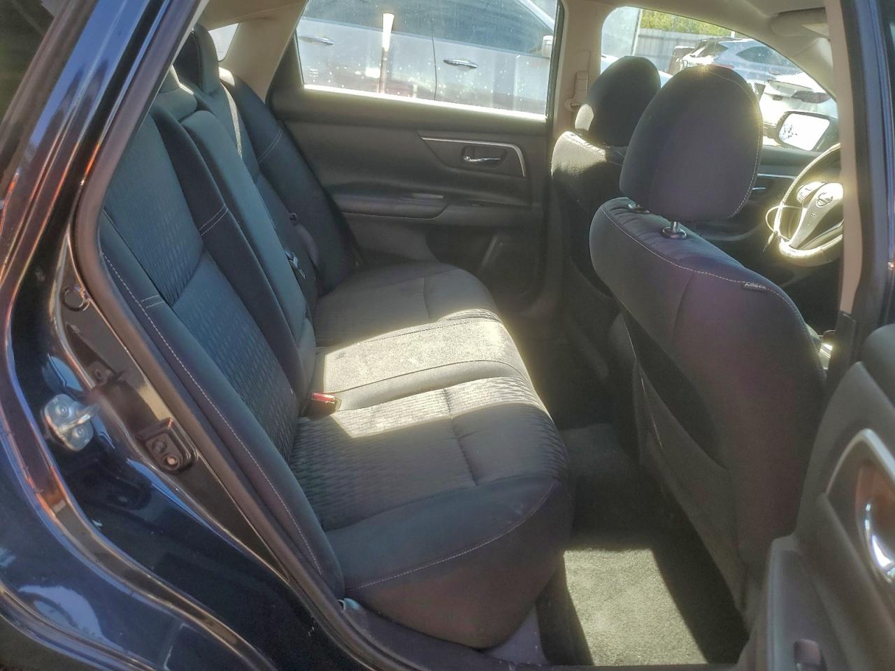 Nissan Altima 2.5 Image 12