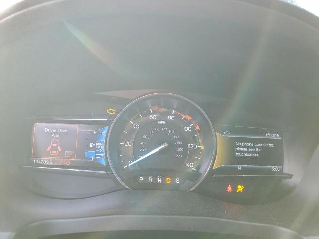 Ford Explorer Xlt Image 10