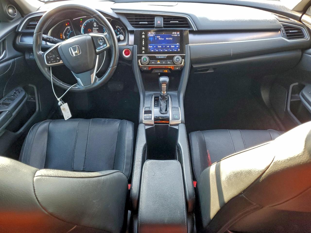 Honda Civic Touring Image 8