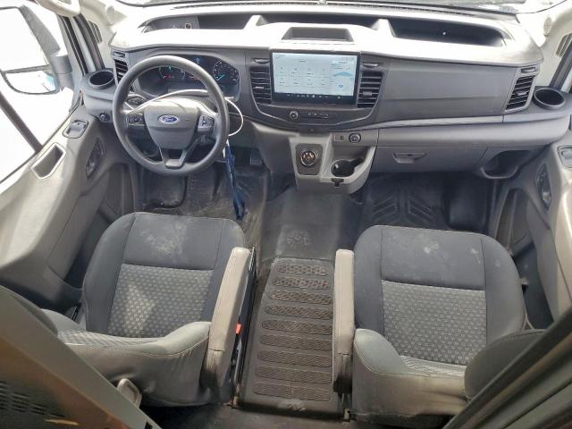 Ford Transit T-350 Image 9