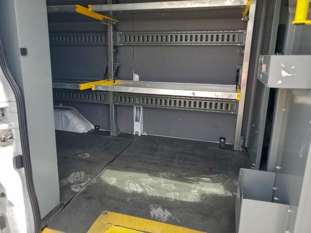 Ford Transit T-350 Image 13