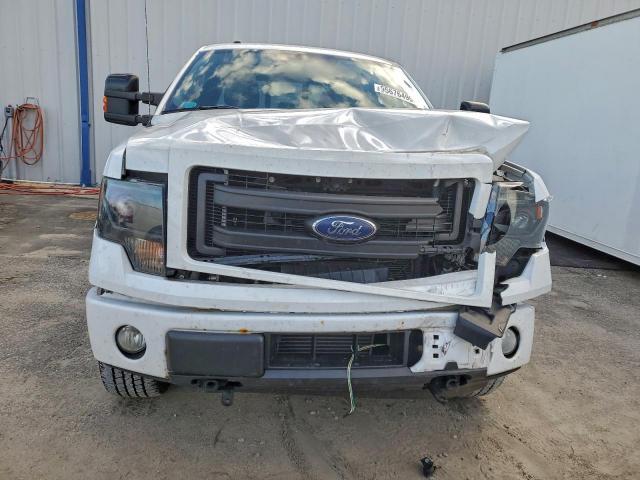 Ford F-150 Supercrew Image 4