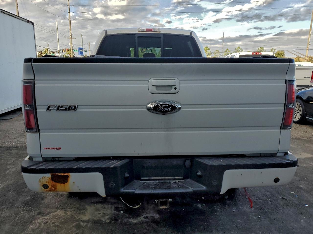Ford F-150 Supercrew Image 9
