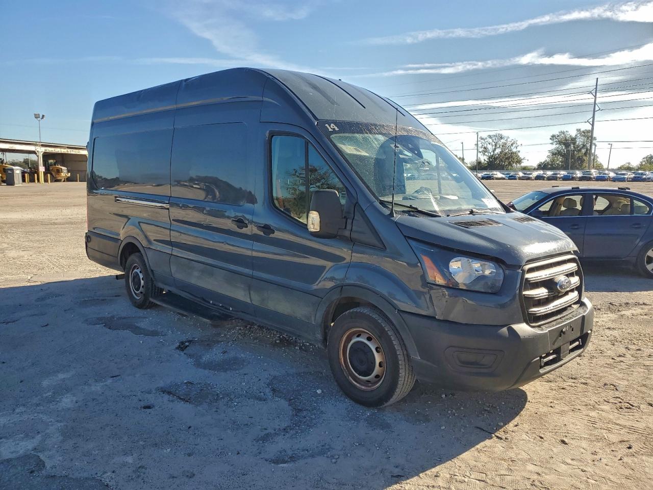 Ford Transit T-250 Image 12