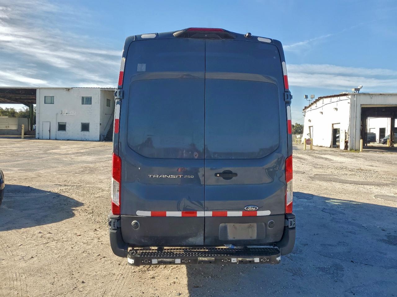 Ford Transit T-250 Image 2