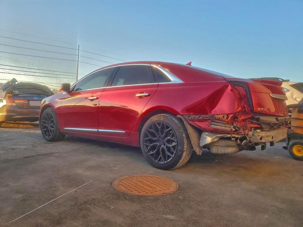 Cadillac XTS Luxury Collection Image 12