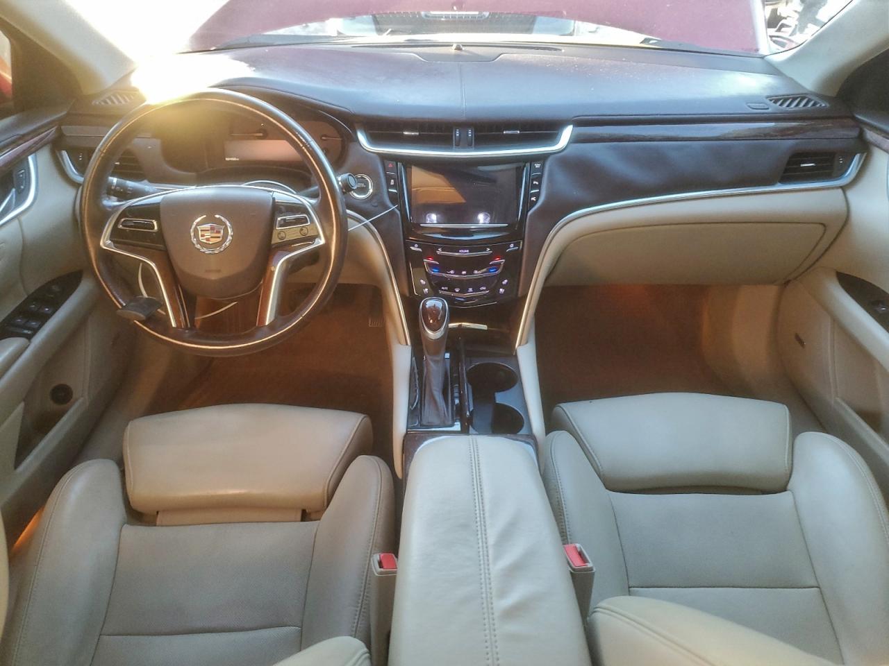 Cadillac XTS Luxury Collection Image 5