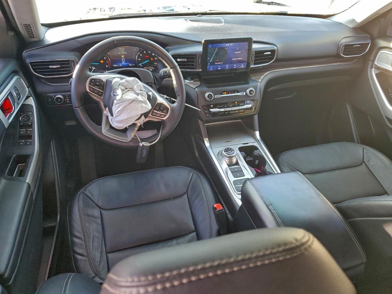 Ford Explorer Limited Image 9