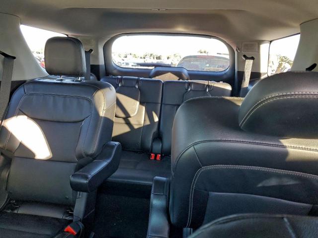 Ford Explorer Limited Image 10