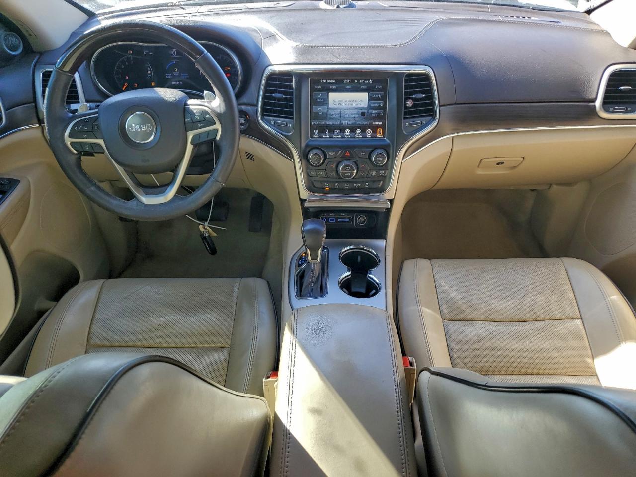 Jeep Grand Cherokee Overland Image 4