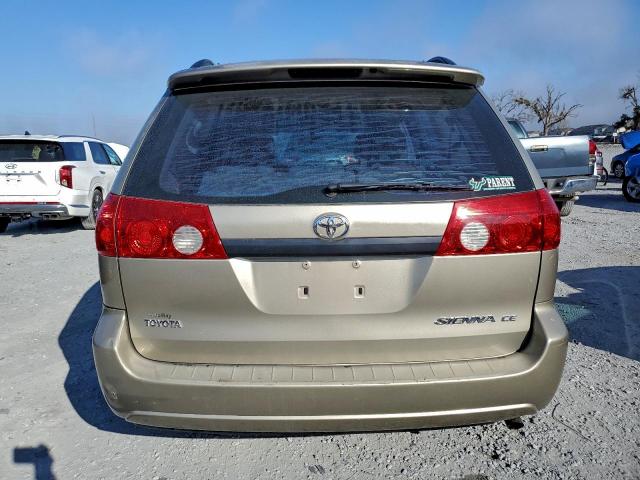 Toyota Sienna Ce Image 11