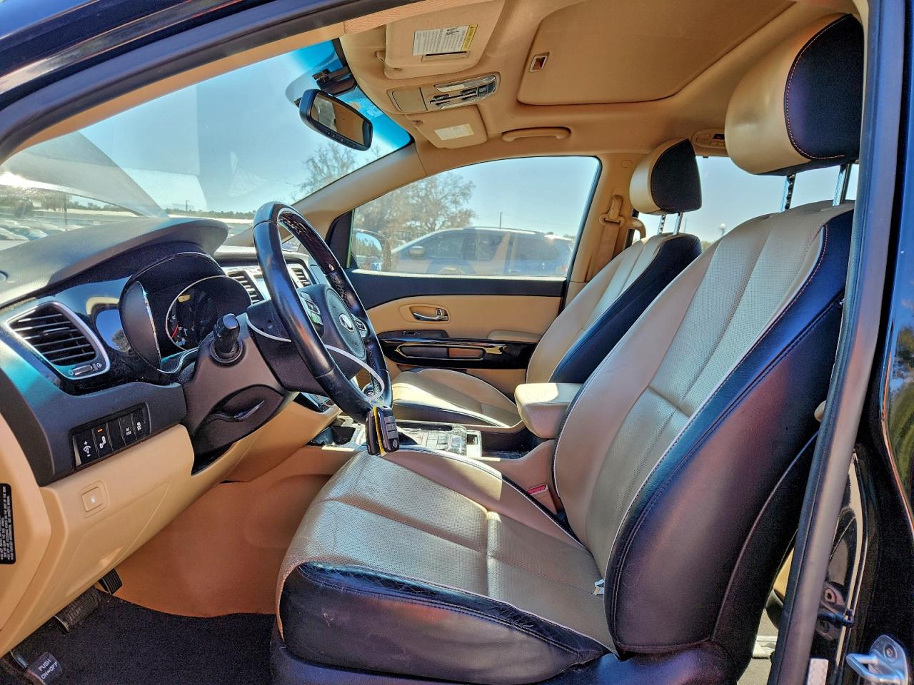 Kia Sedona Sxl Image 3