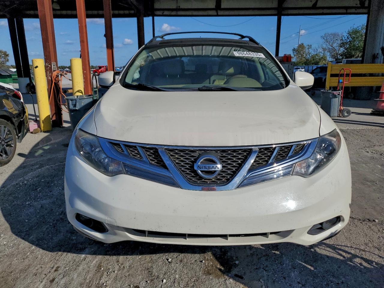 Nissan Murano S Image 8