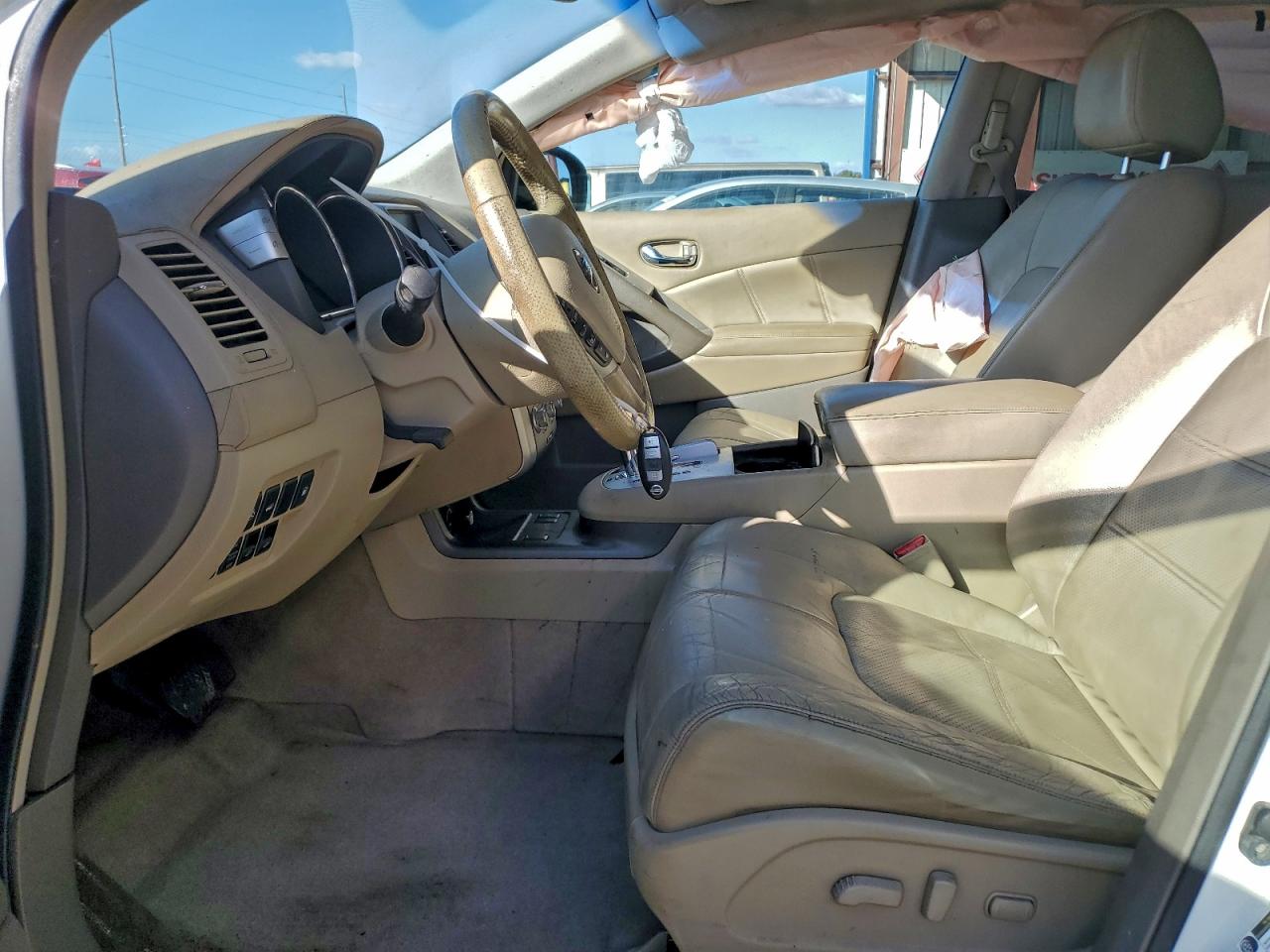 Nissan Murano S Image 9