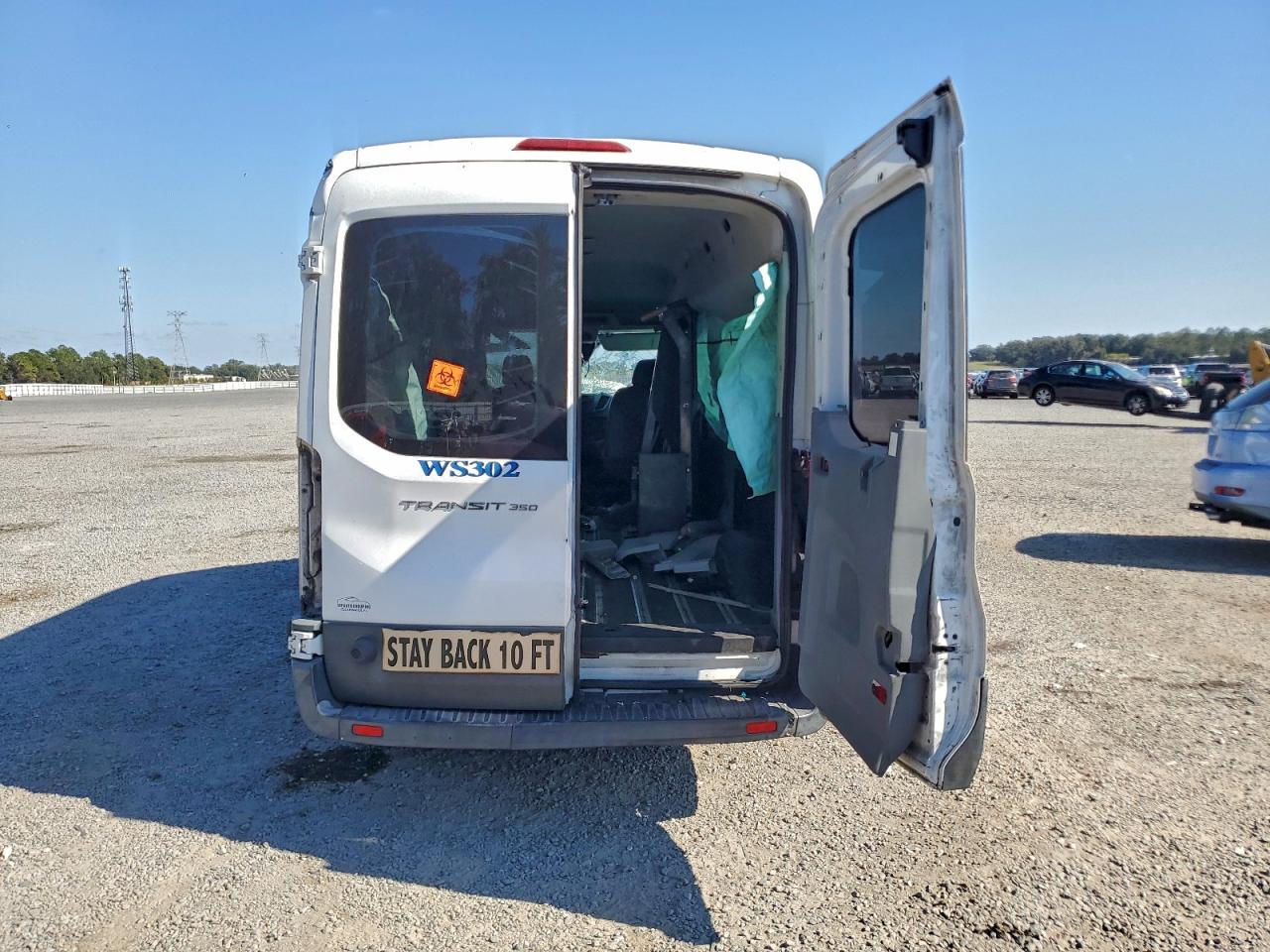 Ford Transit T-350 Image 8