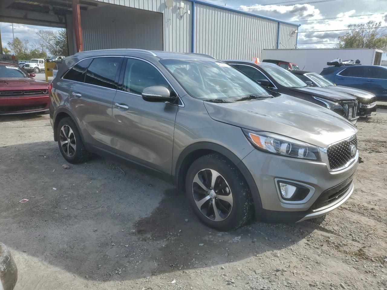 Kia Sorento Ex Image 3