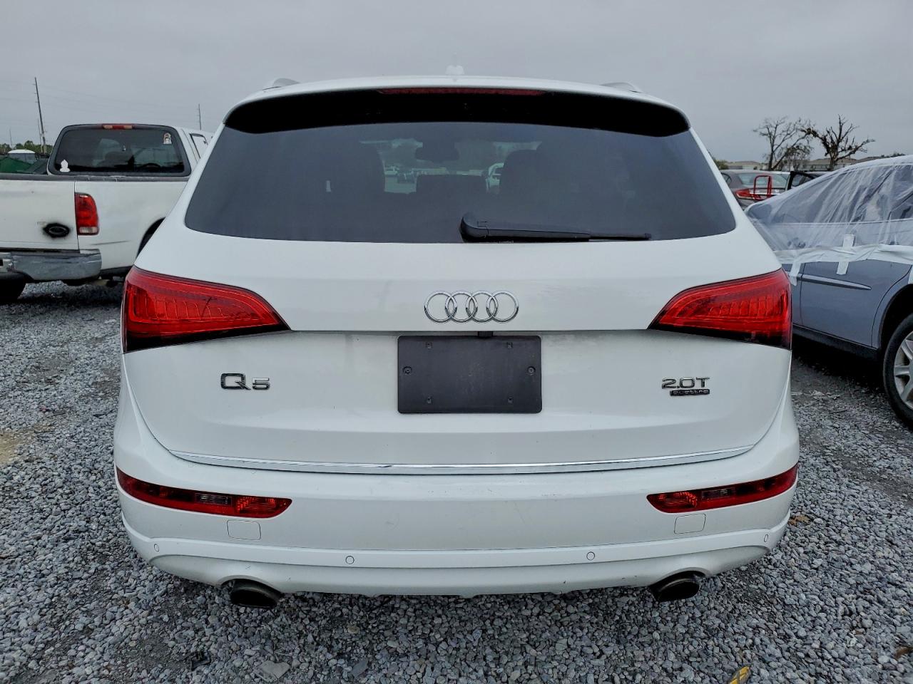 Audi Q5 Premium Plus Image 10