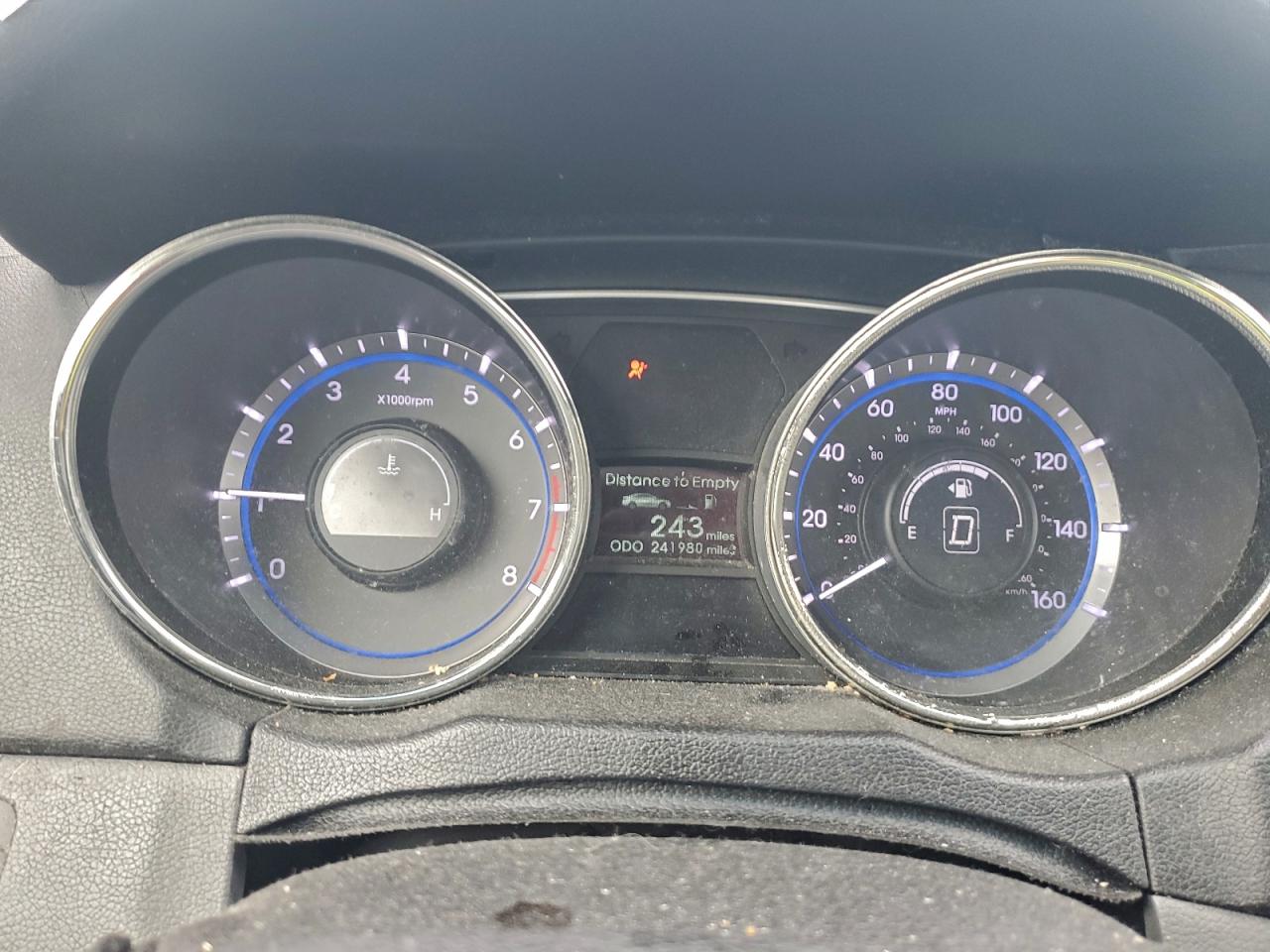 Hyundai SONATA Gls Image 13