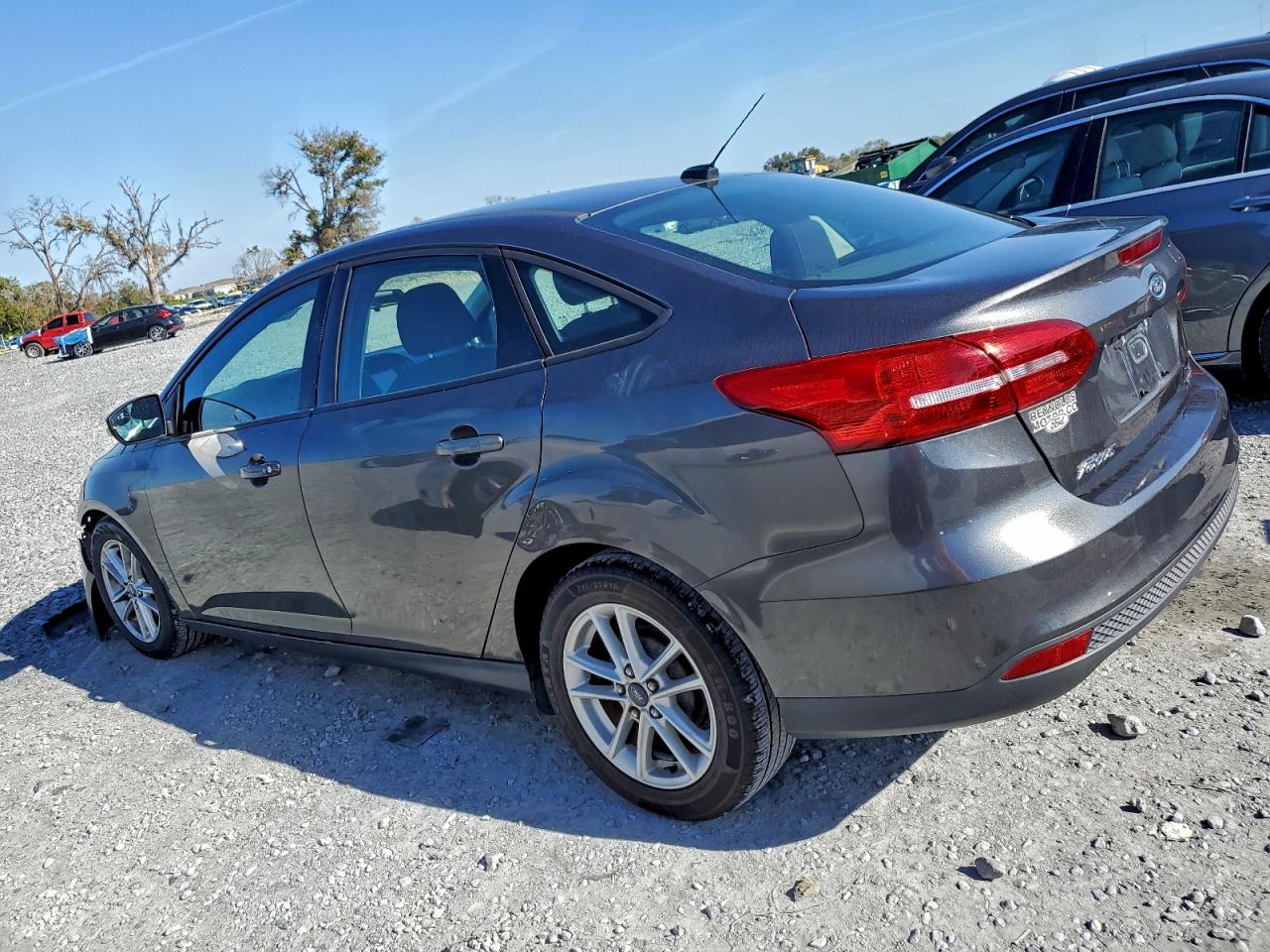 Ford Focus Se Image 3