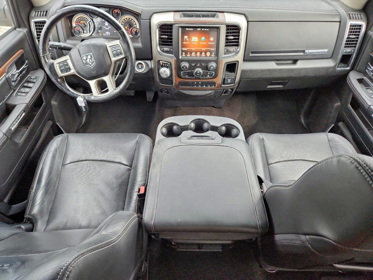 Ram 1500 Laramie Image 4