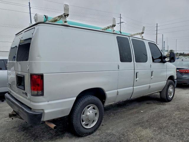 Ford E-250 E250 Van Image 9