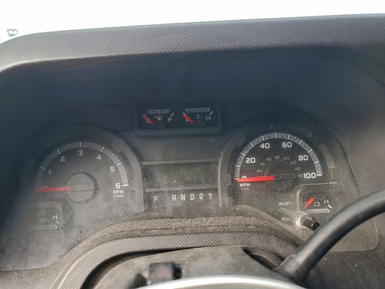 Ford E-250 E250 Van Image 11