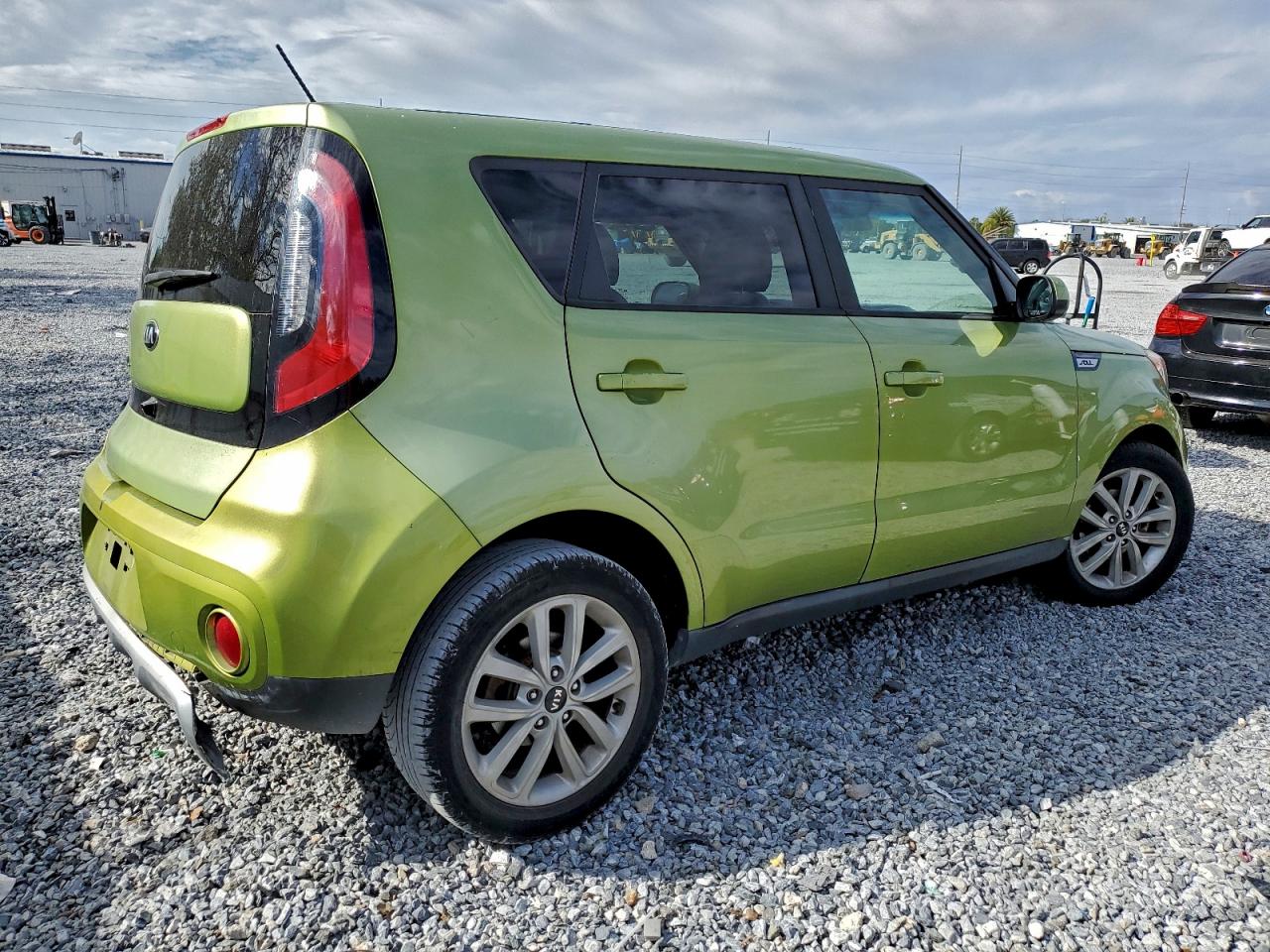 Kia Soul + Image 2