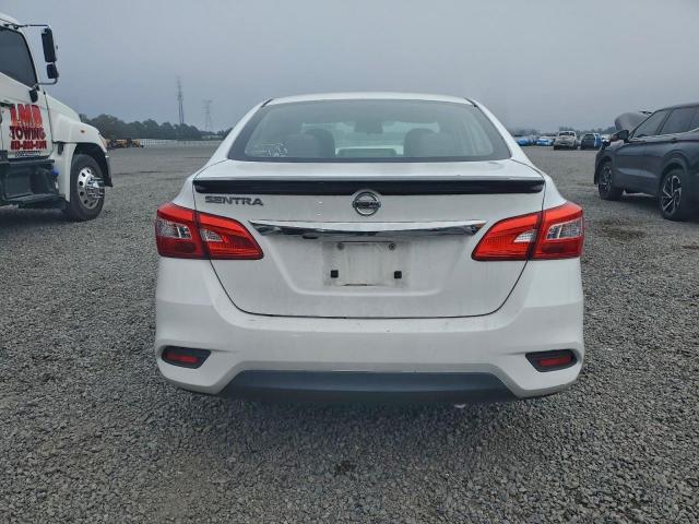 Nissan Sentra S Image 3